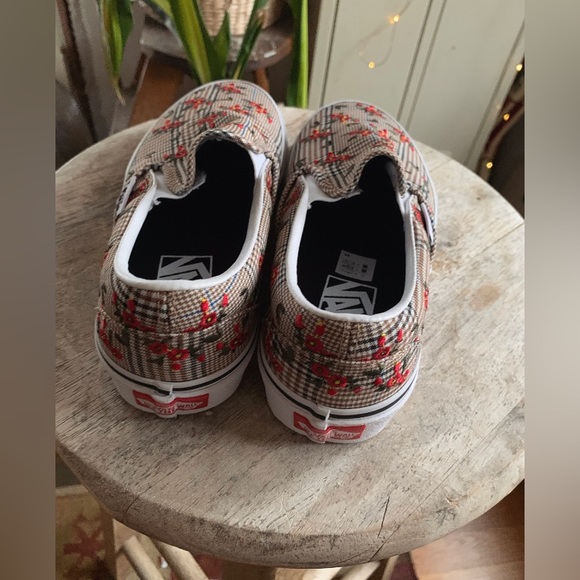 Vans Classic Slip On Glen Plaid Floral 🌹 - Picture 4 of 8